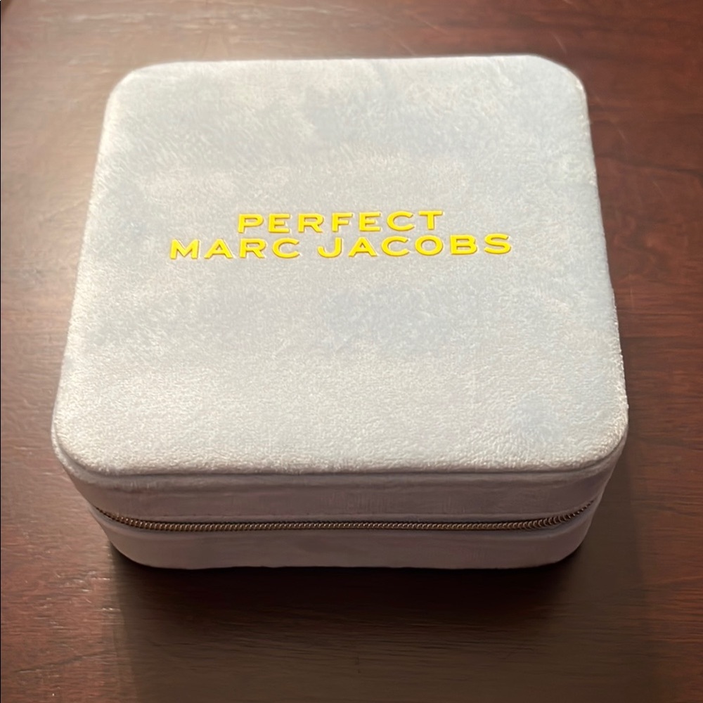 Marc Jacobs Jewelry Case with Yellow Logo EUC